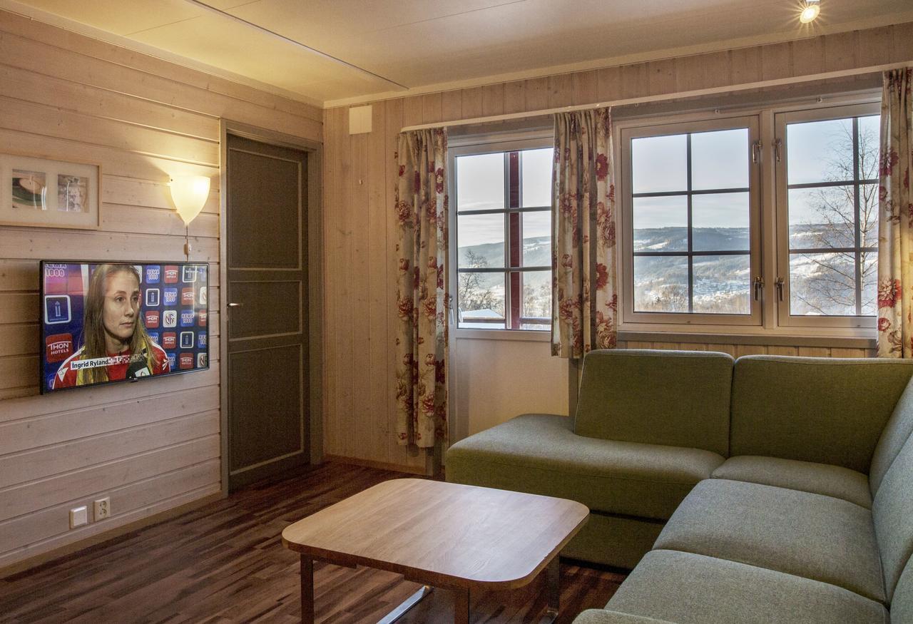 Birkebeineren Hotel & Apartments Лиллехамер Экстерьер фото
